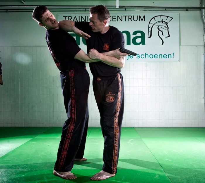 Martijn Bos Awarness Krav Maga