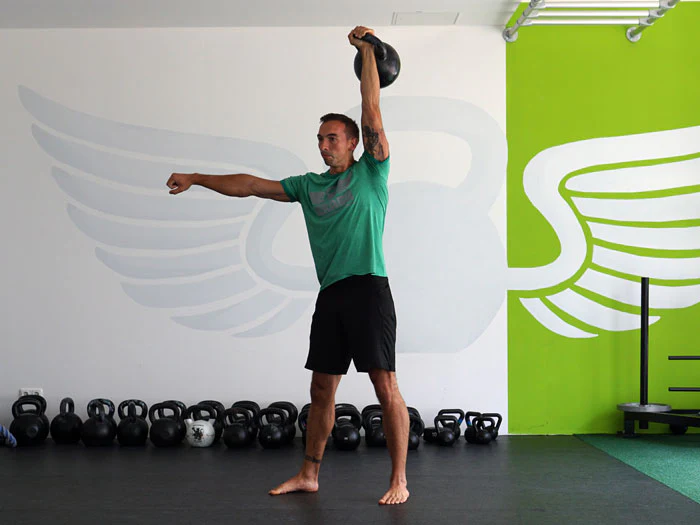 Sebastian Muller Overhead 40kg kettlebell press